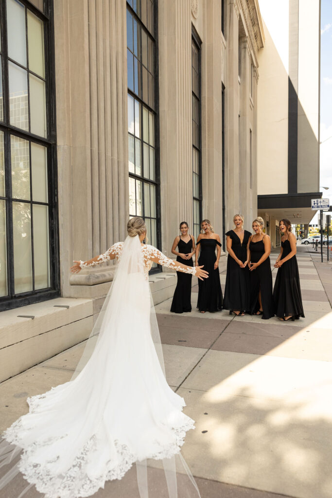 first look photos for tampa florida wedding day